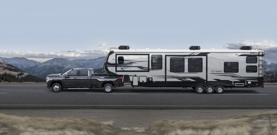  GMC Sierra 3500 HD Denali Crew Cab 2019 года  (фото 2 из 12)
